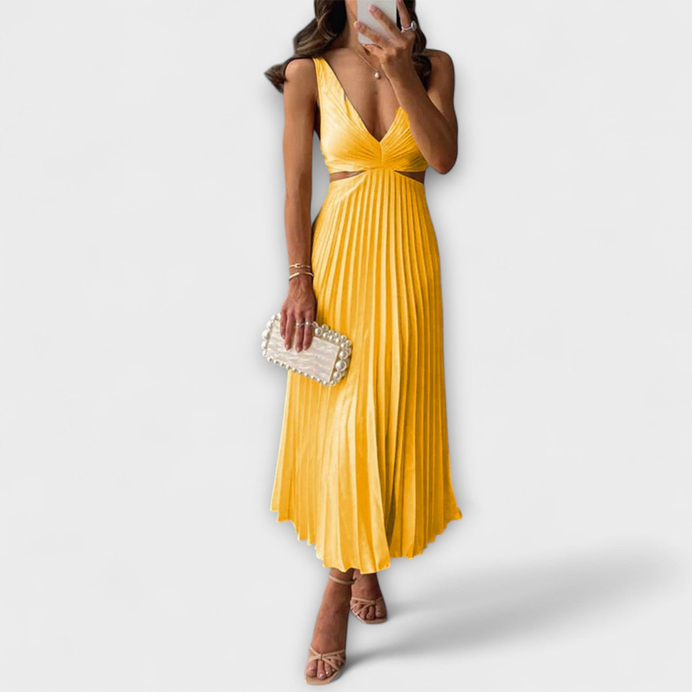 Elegant midi-aftenkjole med plissering