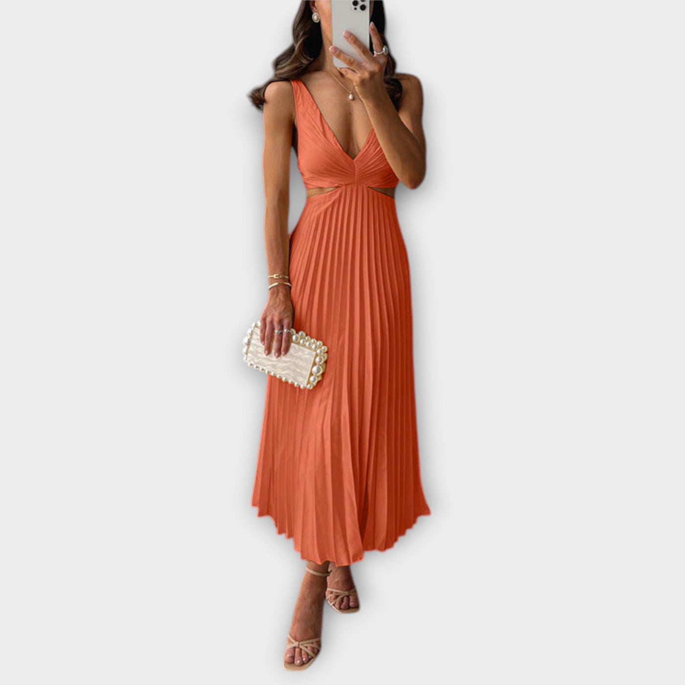 Elegant midi-aftenkjole med plissering