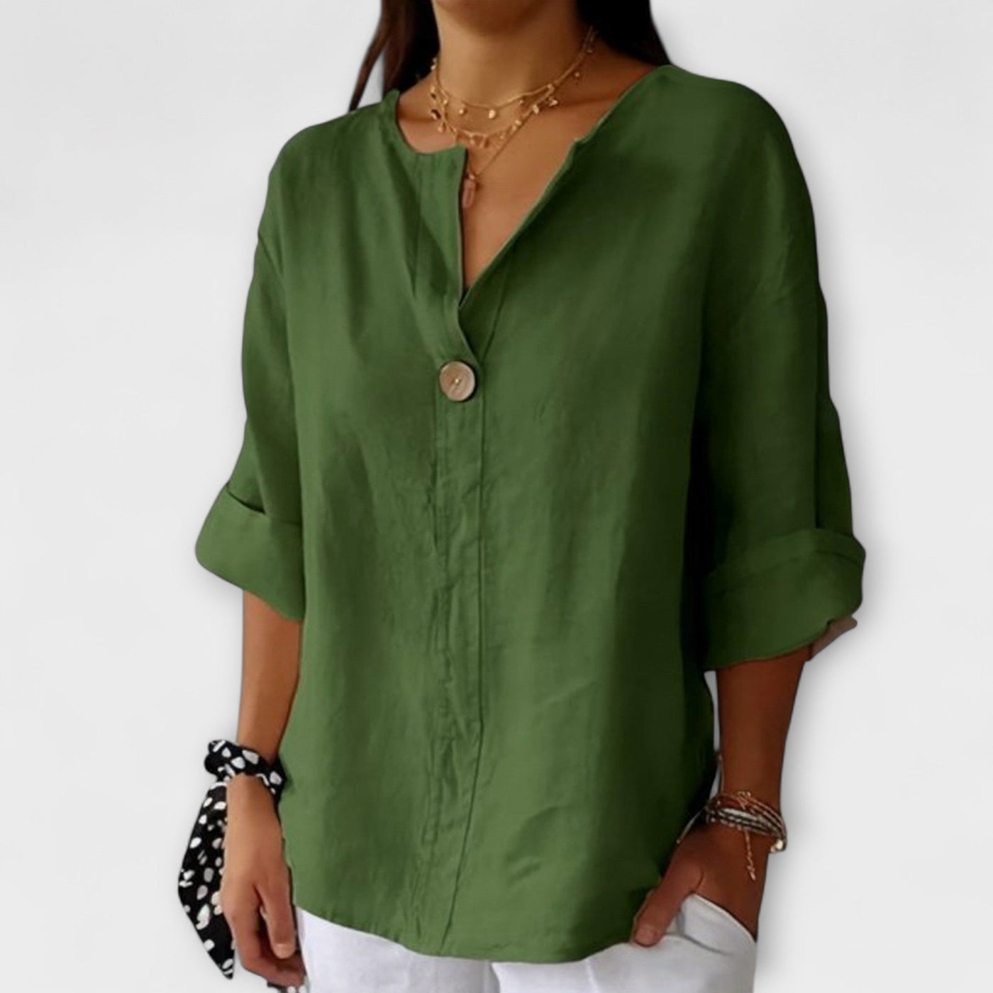 Nicole - Stilfuld Bluse med V-Udskæring