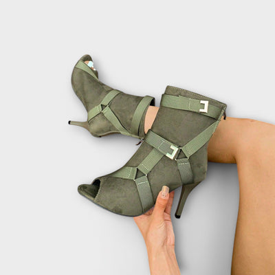 Elegante hæle sandaler med tåudskæring