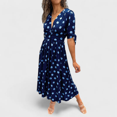 Monique - Elegant Kjole med Prikker