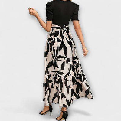 Luna - Sommerkjole med blomsterprint og rund hals