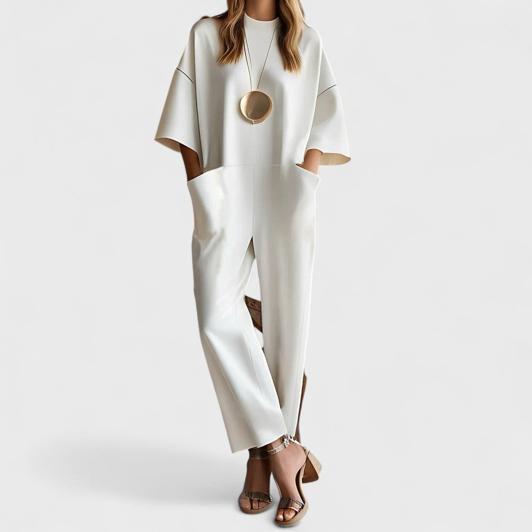 Emmy - Elegant jumpsuit med korte ærmer