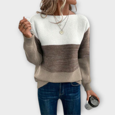 Clara - Elegant trefarvet patchwork sweater