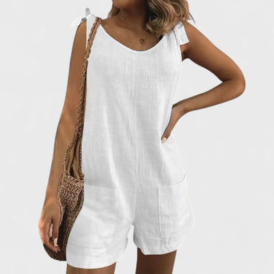 Maia - Kort jumpsuit med lommer på skuldrene og snore