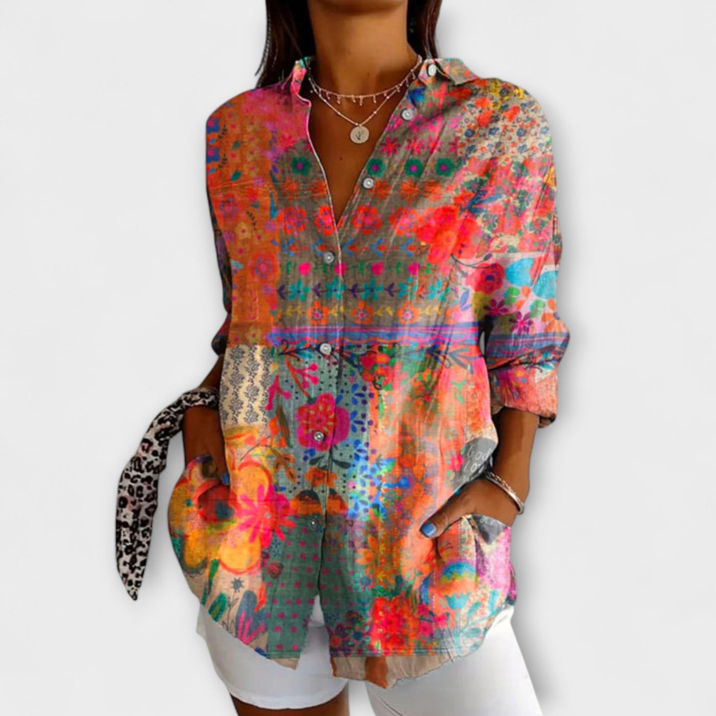 Damebluse Med Blomsterprint Og Lange Ærmer