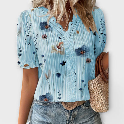 Emily - Modet Bluse med spidse Udsnit