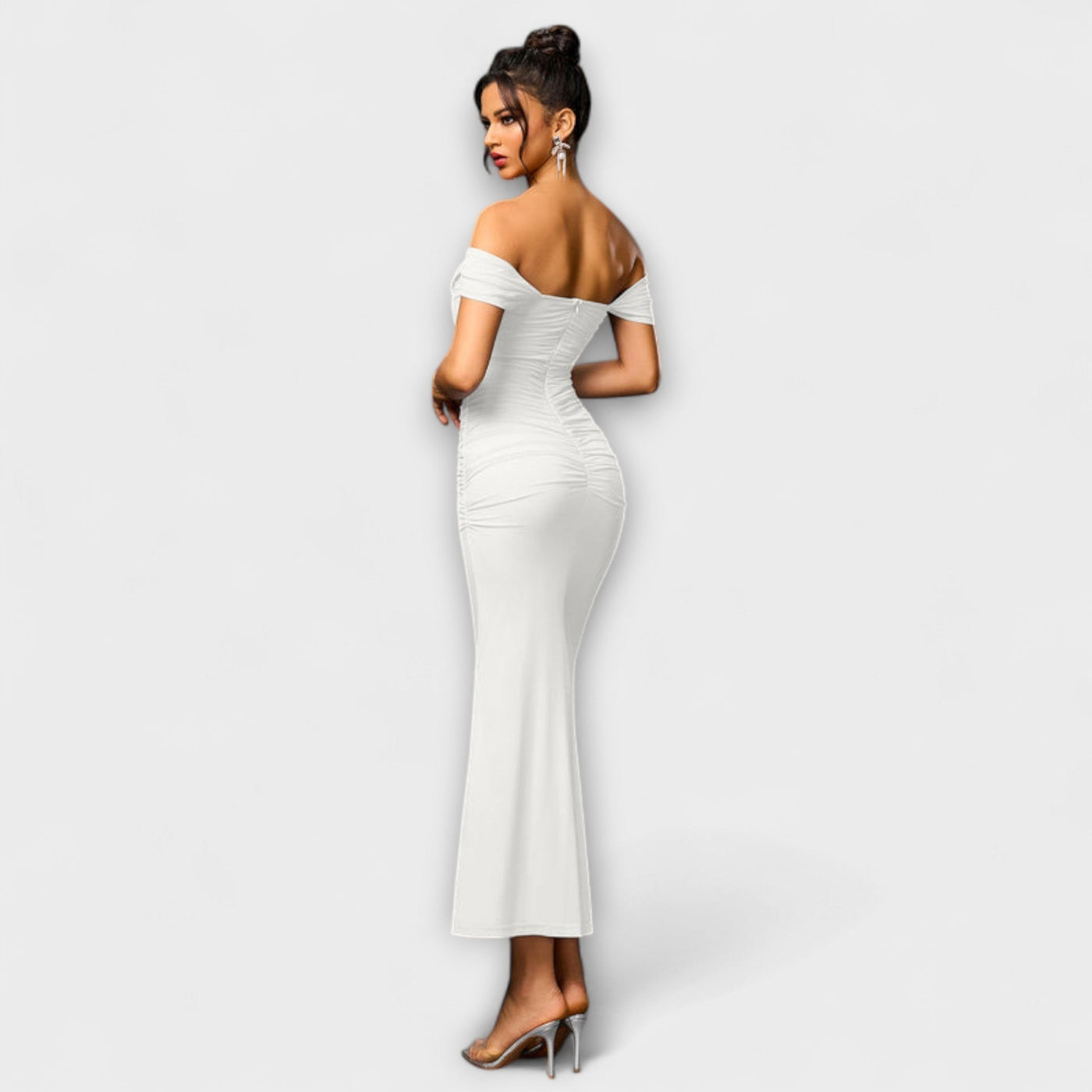 Ione - Off-Shoulder Raffung Bodycon Kjole