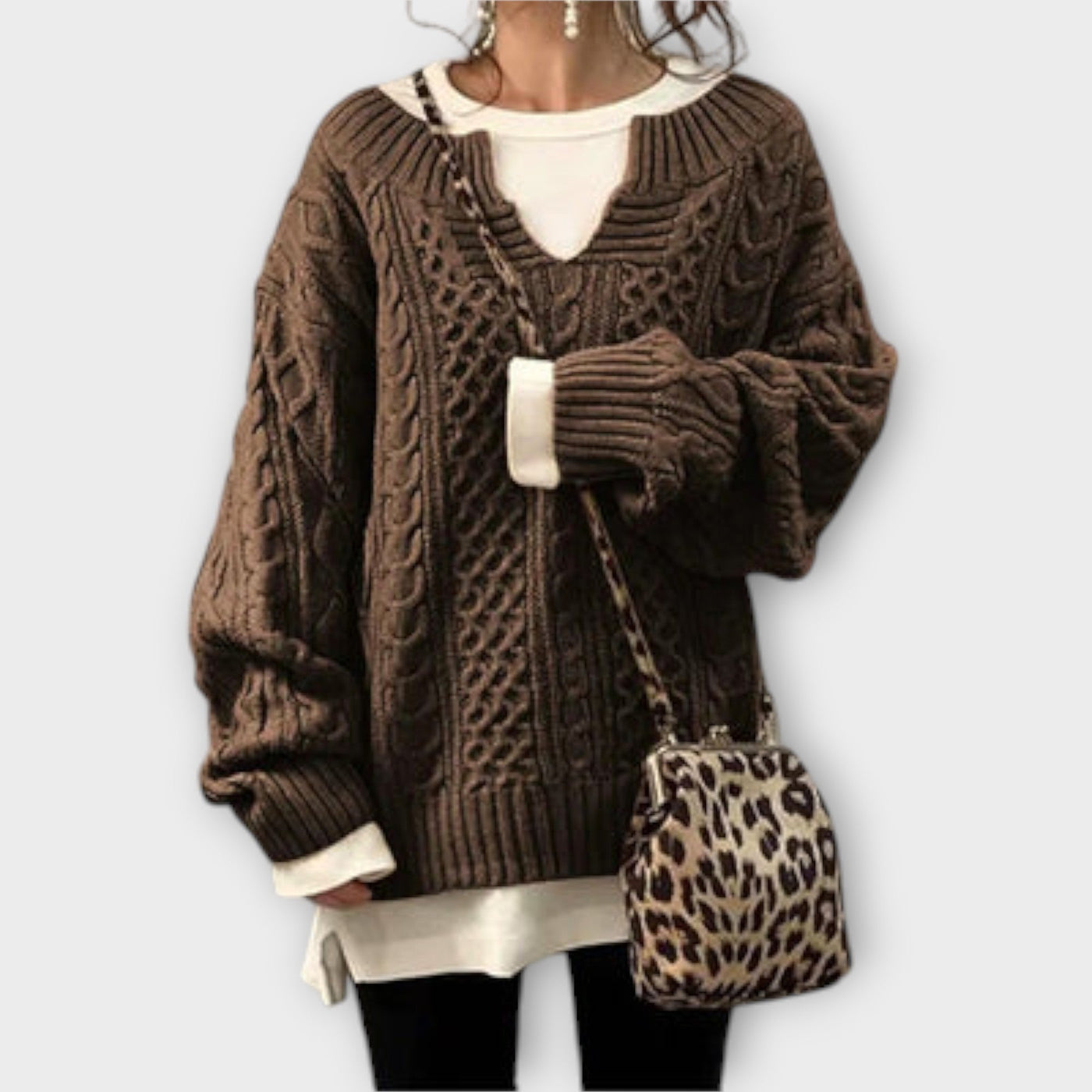 Lili - Oversized strikpullover med fletmønster
