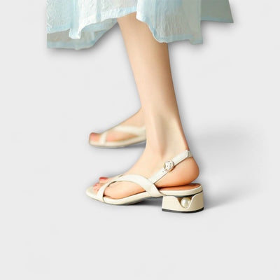 Evelyn - Elegante Flade Sandaler Minna med Raffineret Finish