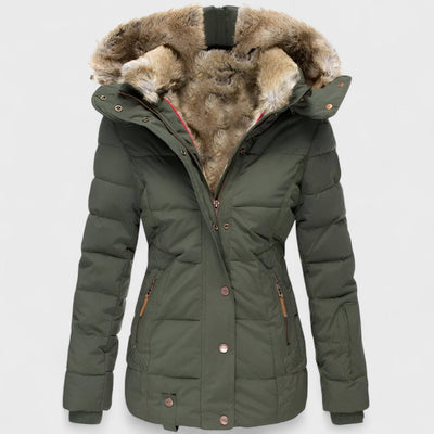 Annamarie - Puffer med hætte og slank fit design
